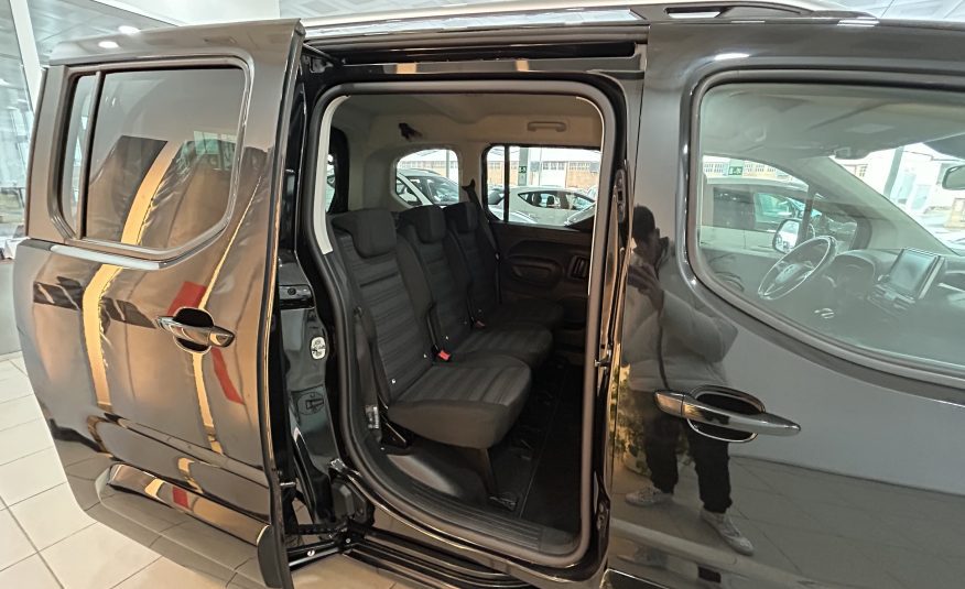 Opel Combo life 130cv 2021