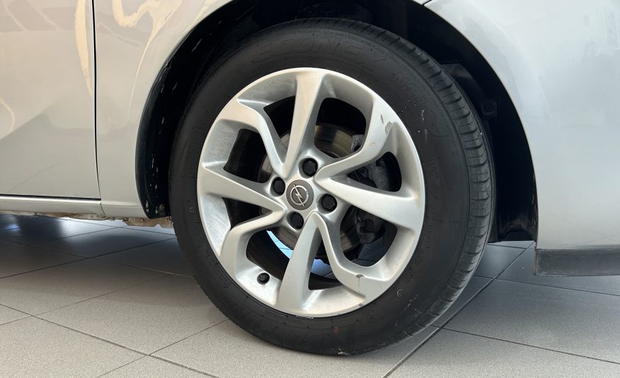 Opel Corsa 1.4 90cv 2019