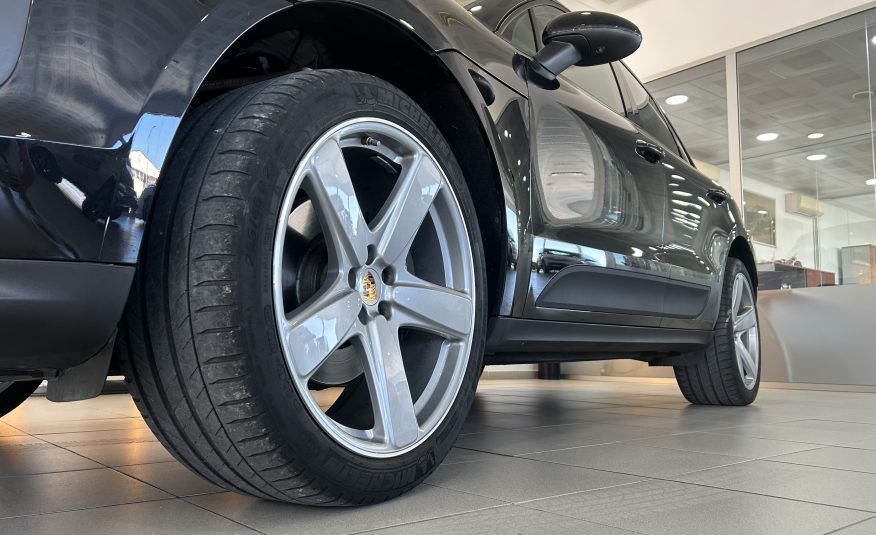 Porsche Macan 2.0 245cv 2021