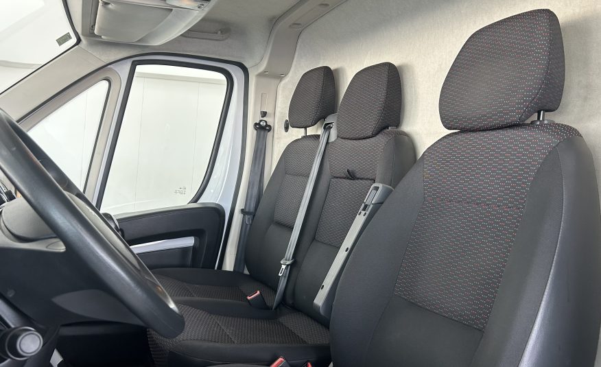 Peugeot Boxer L3H2 2.2 140cv 2021