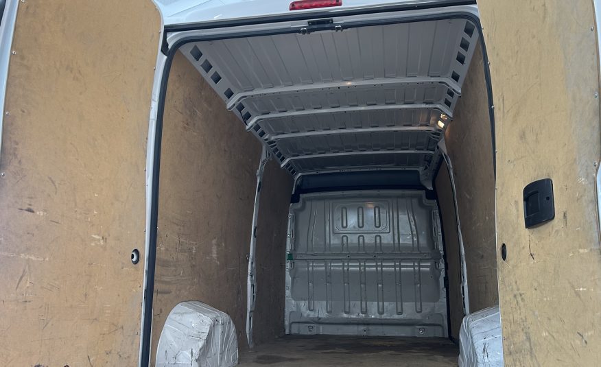 Peugeot Boxer L3H2 2.2 140cv 2021