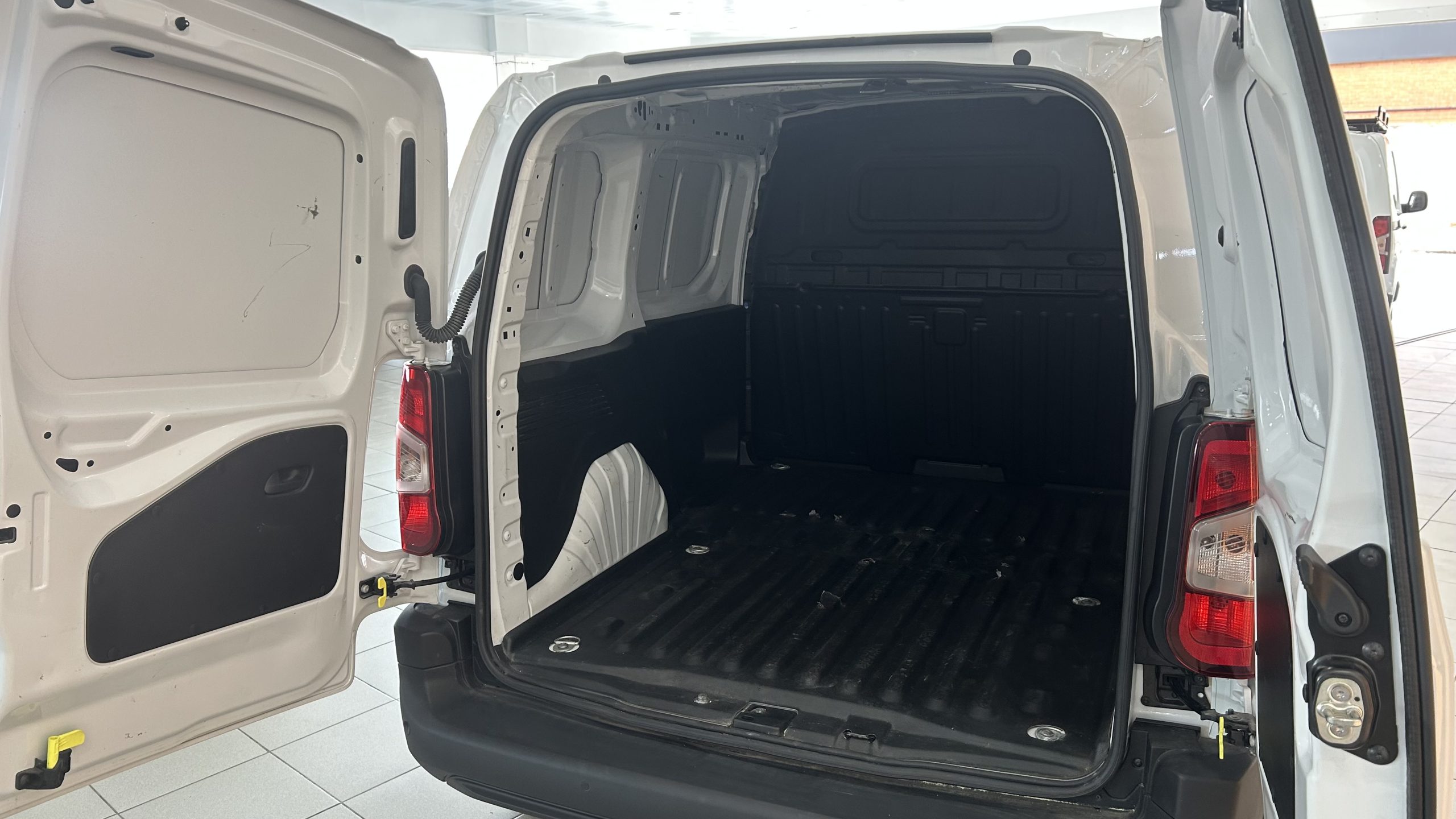 Peugeot Partner 1.5 Bluehdi 100cv 2022