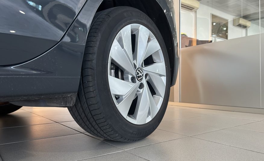 Volkswagen Golf Style 1.5 eTSI DSG 150cv