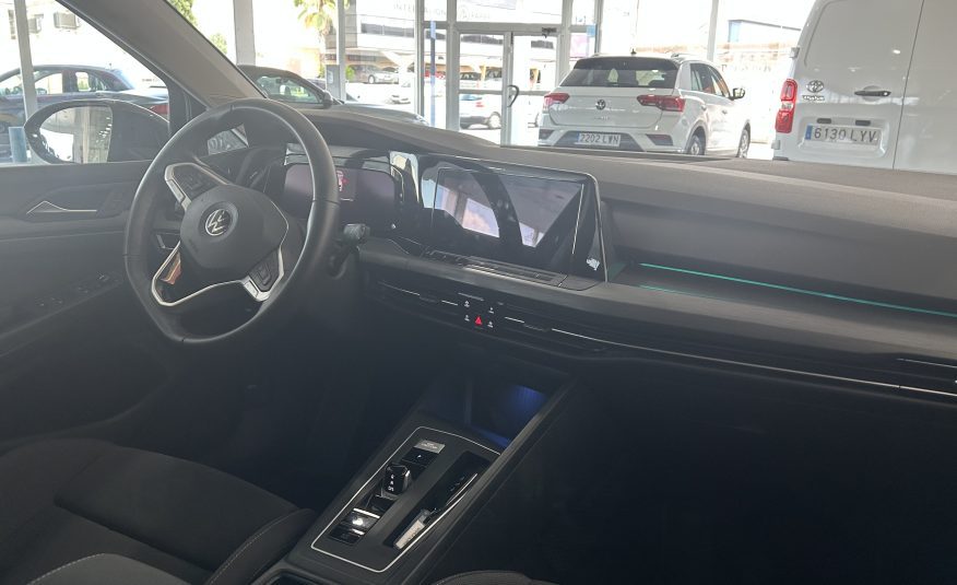 Volkswagen Golf Style 1.5 eTSI DSG 150cv