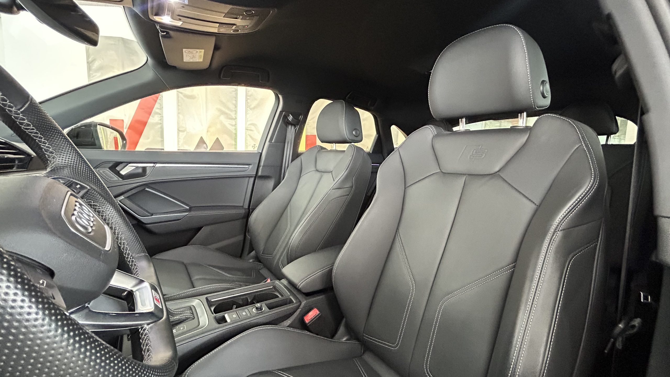 Audi Q3 Sportback 2.0 S line 2024