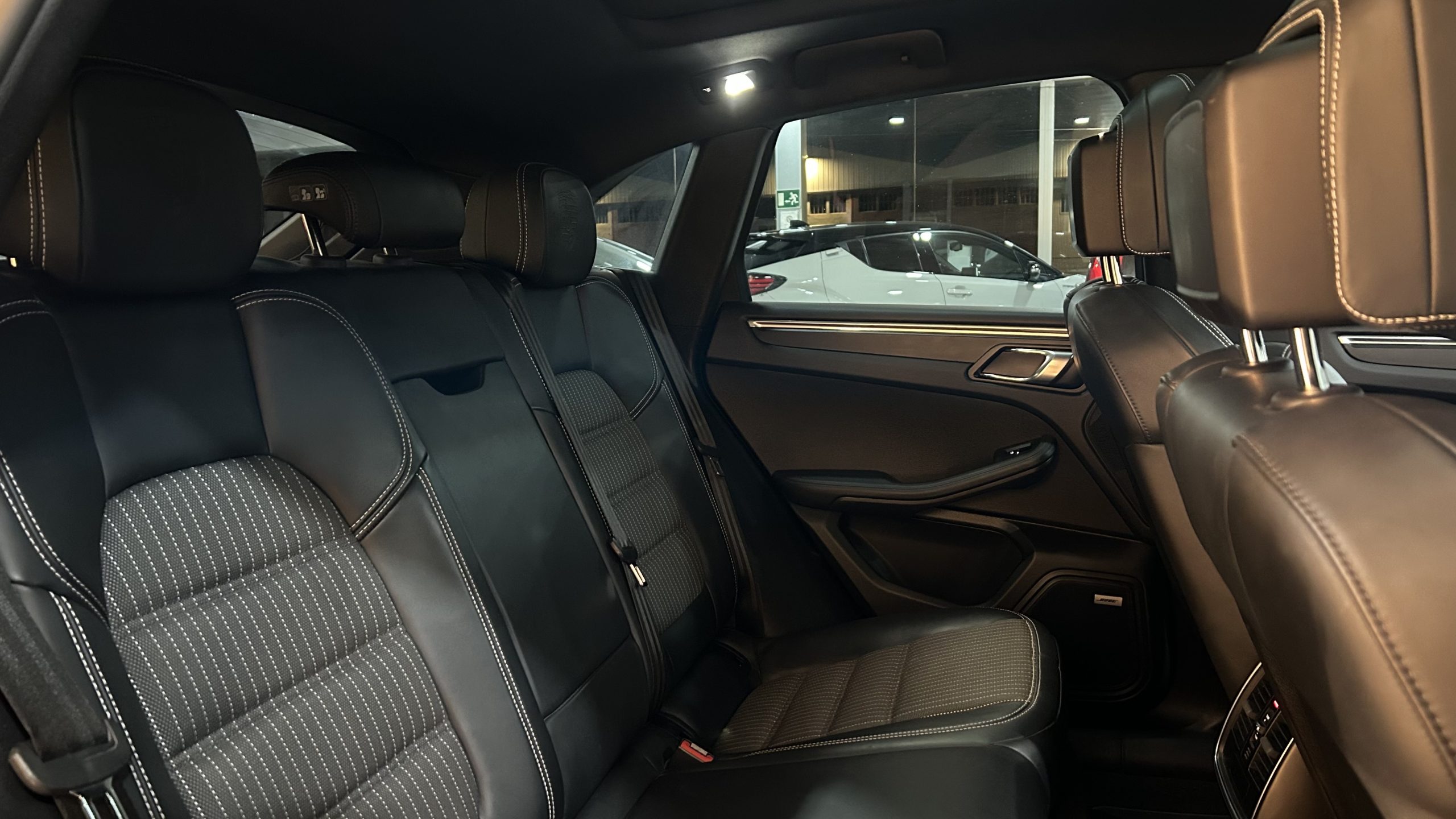 Porsche Macan T 265cv 2023