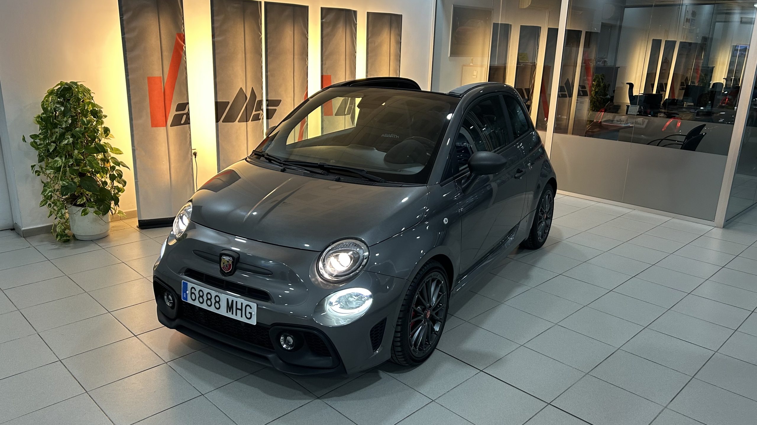 Abarth 695C 180cv 2023