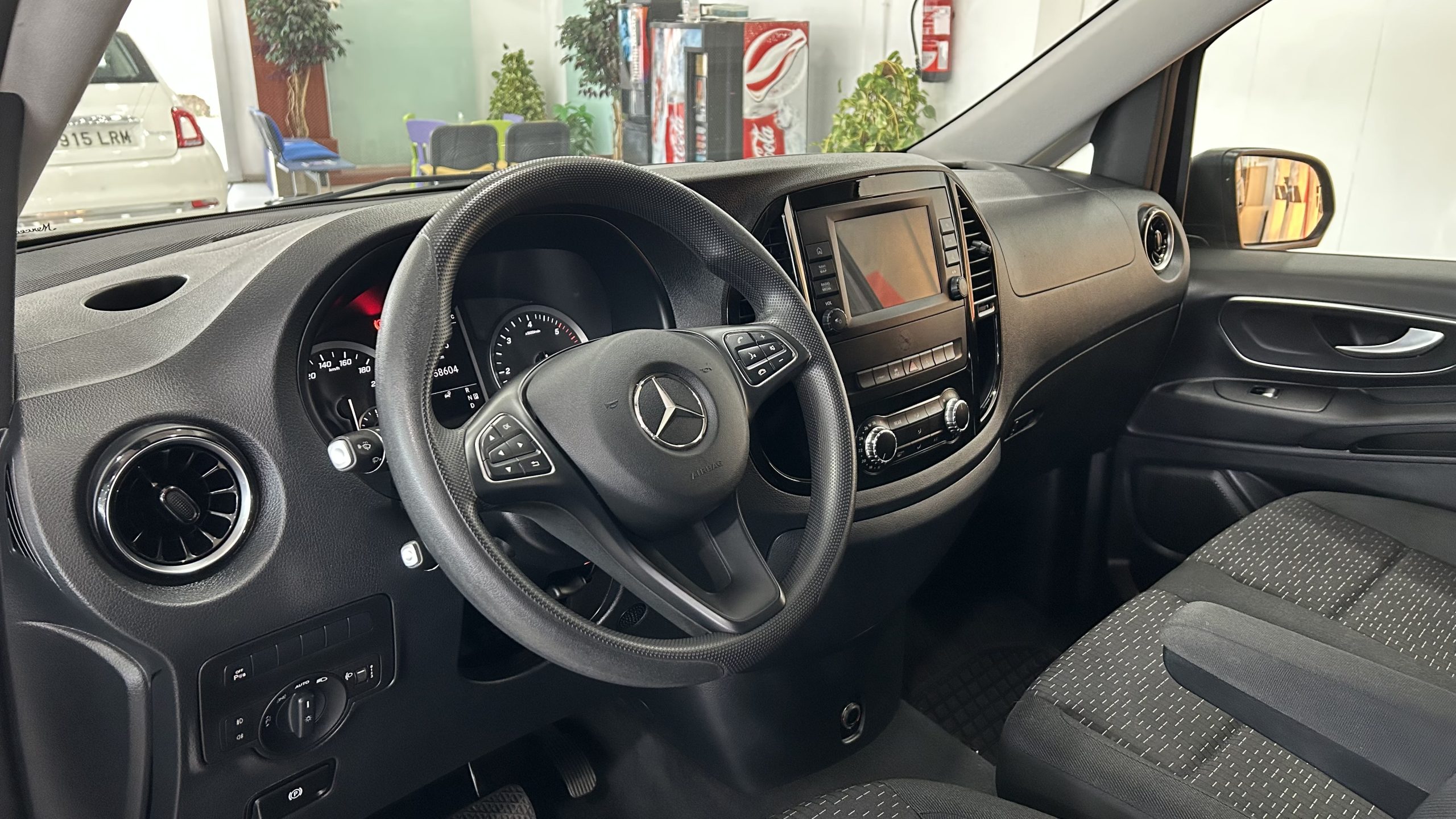 Mercedes-Benz Vito 2023