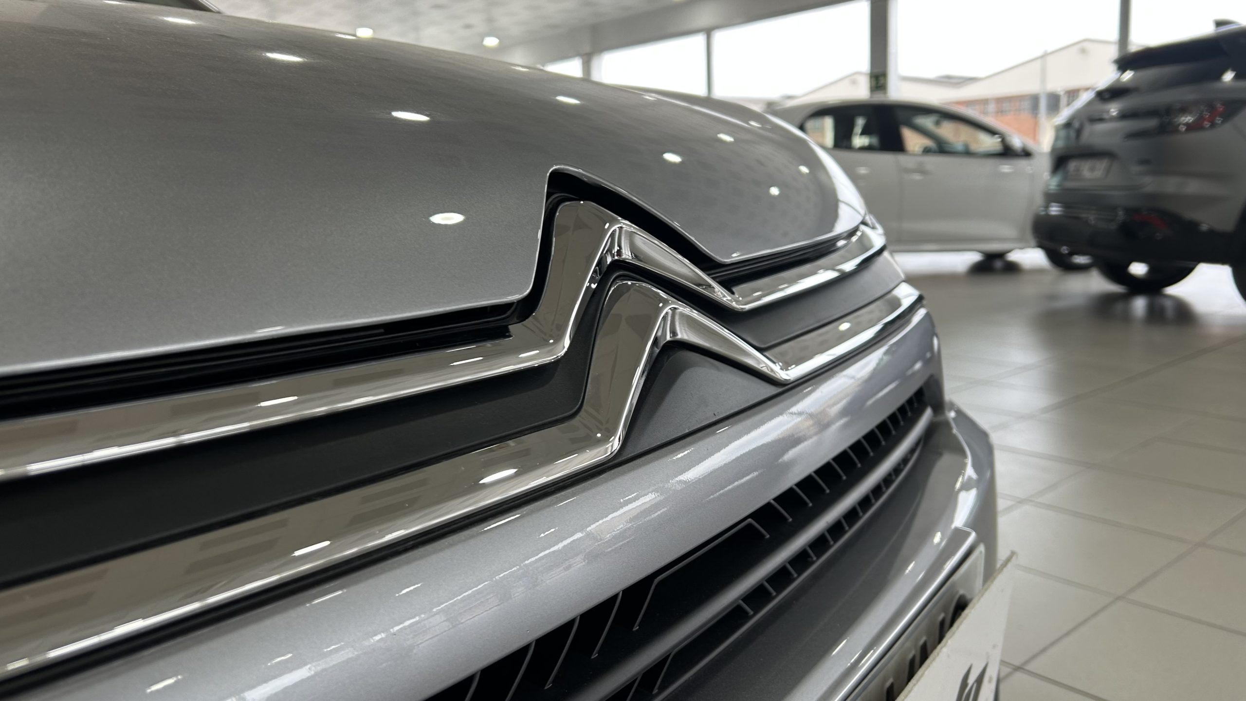 Citroen C4 Shine 130cv 2024