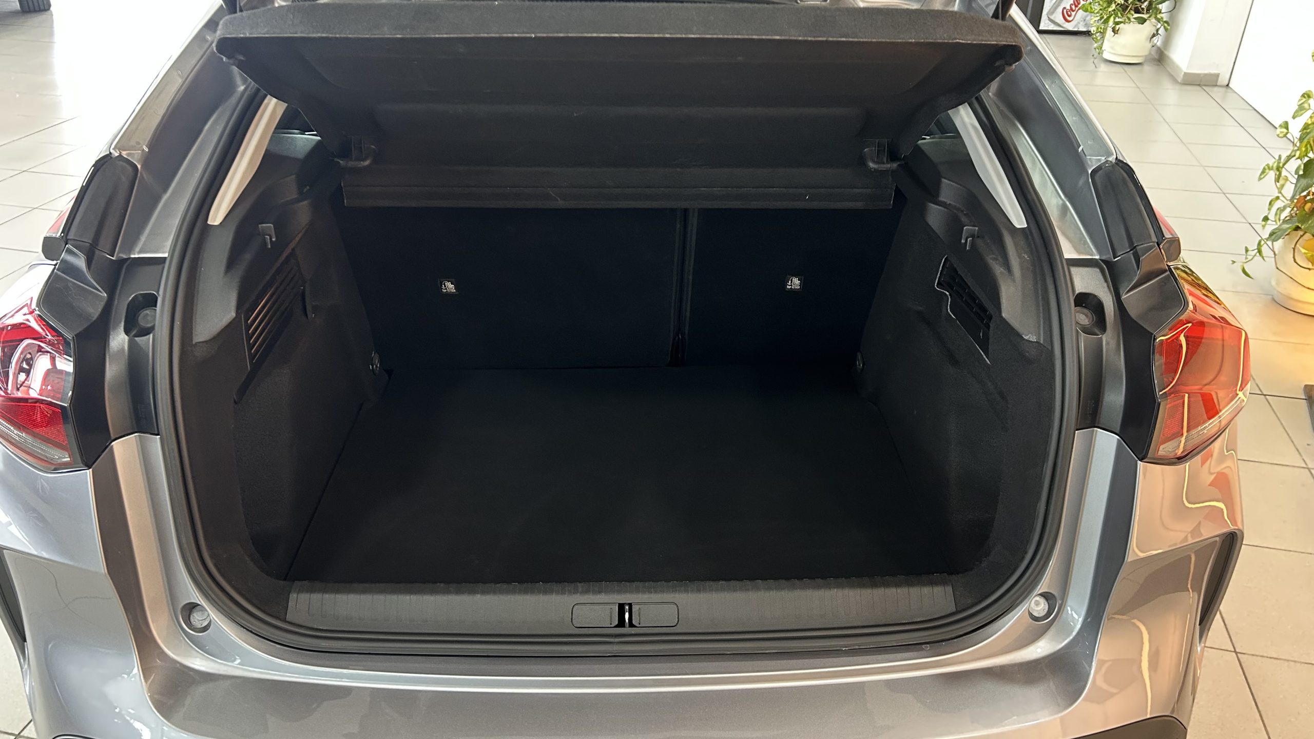 Citroen C4 Shine 130cv 2024