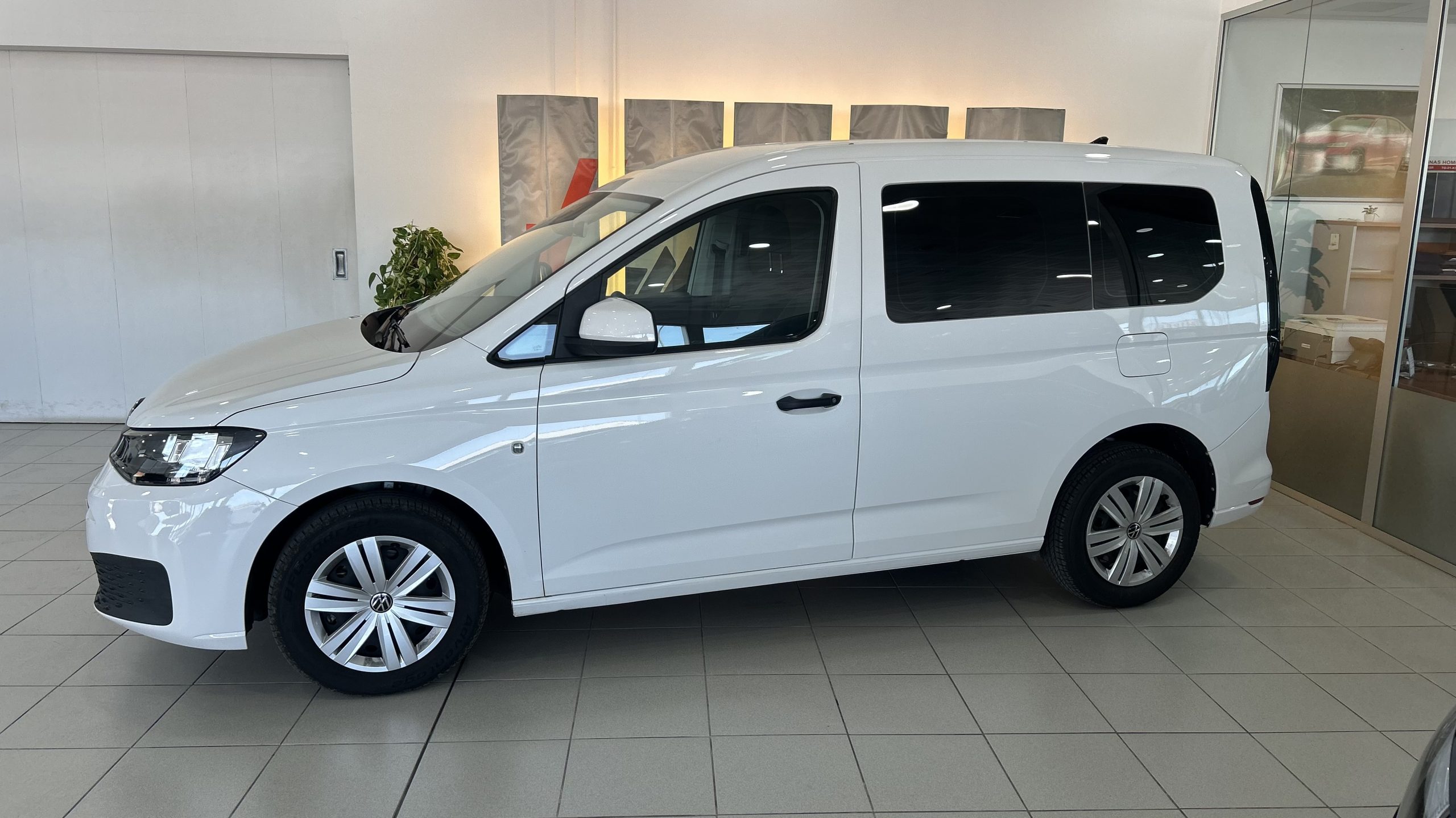 Volkswagen Caddy 2023