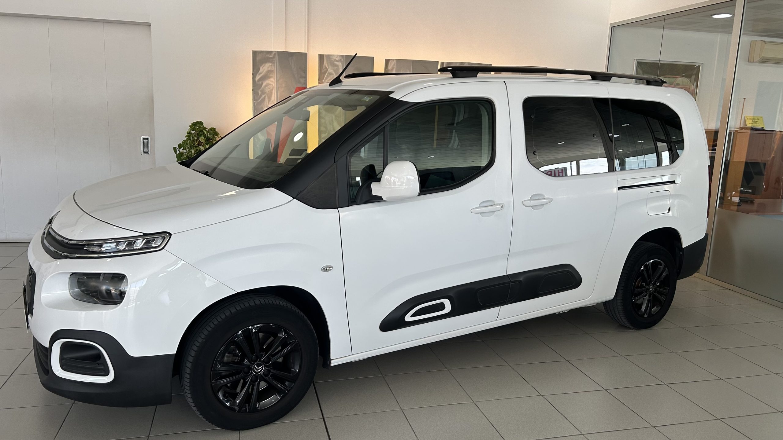 Citroen Berlingo XL Shine 2020