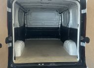 Nissan NV300 2021