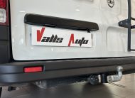 Nissan NV300 2021