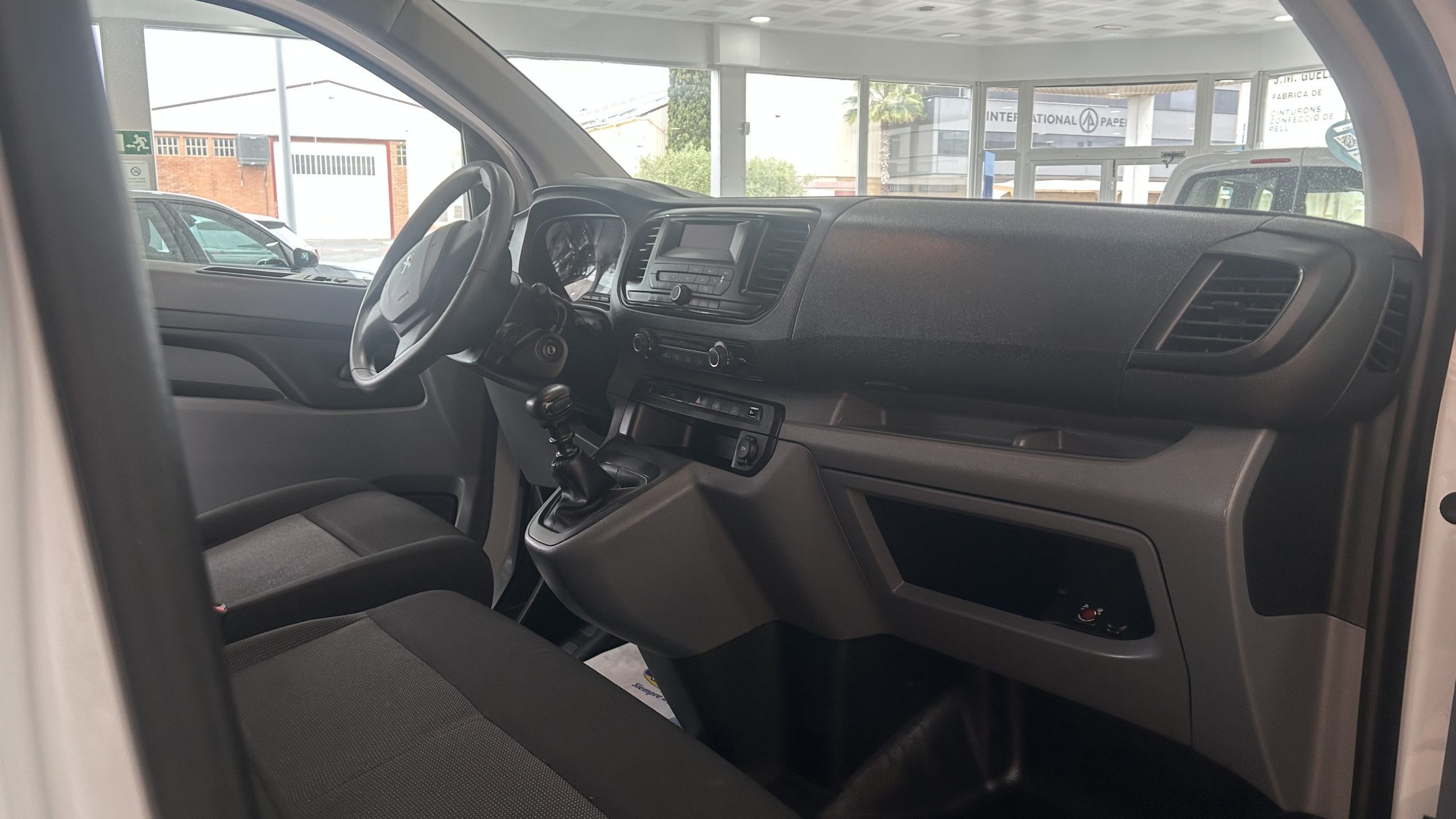 Peugeot Expert 2023