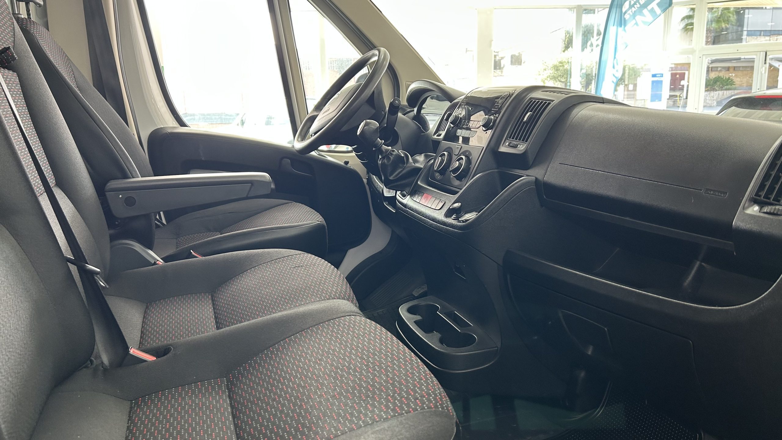 Citroën Jumper 2.2 BlueHDi 140CV 2021