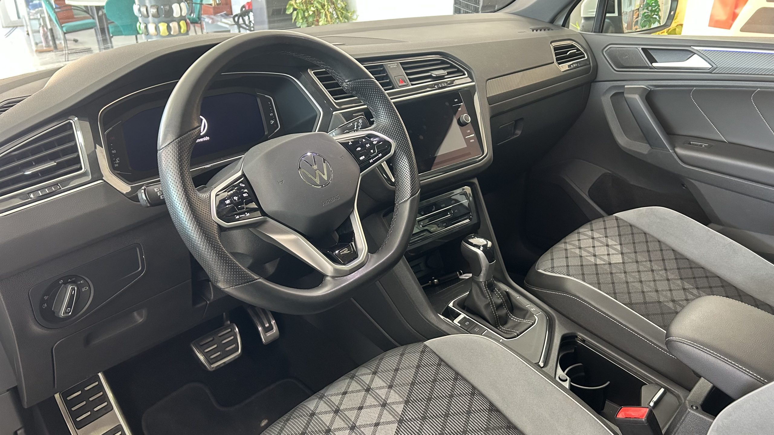 Volkswagen Tiguan R line 2.0 TDI 150cv 2022