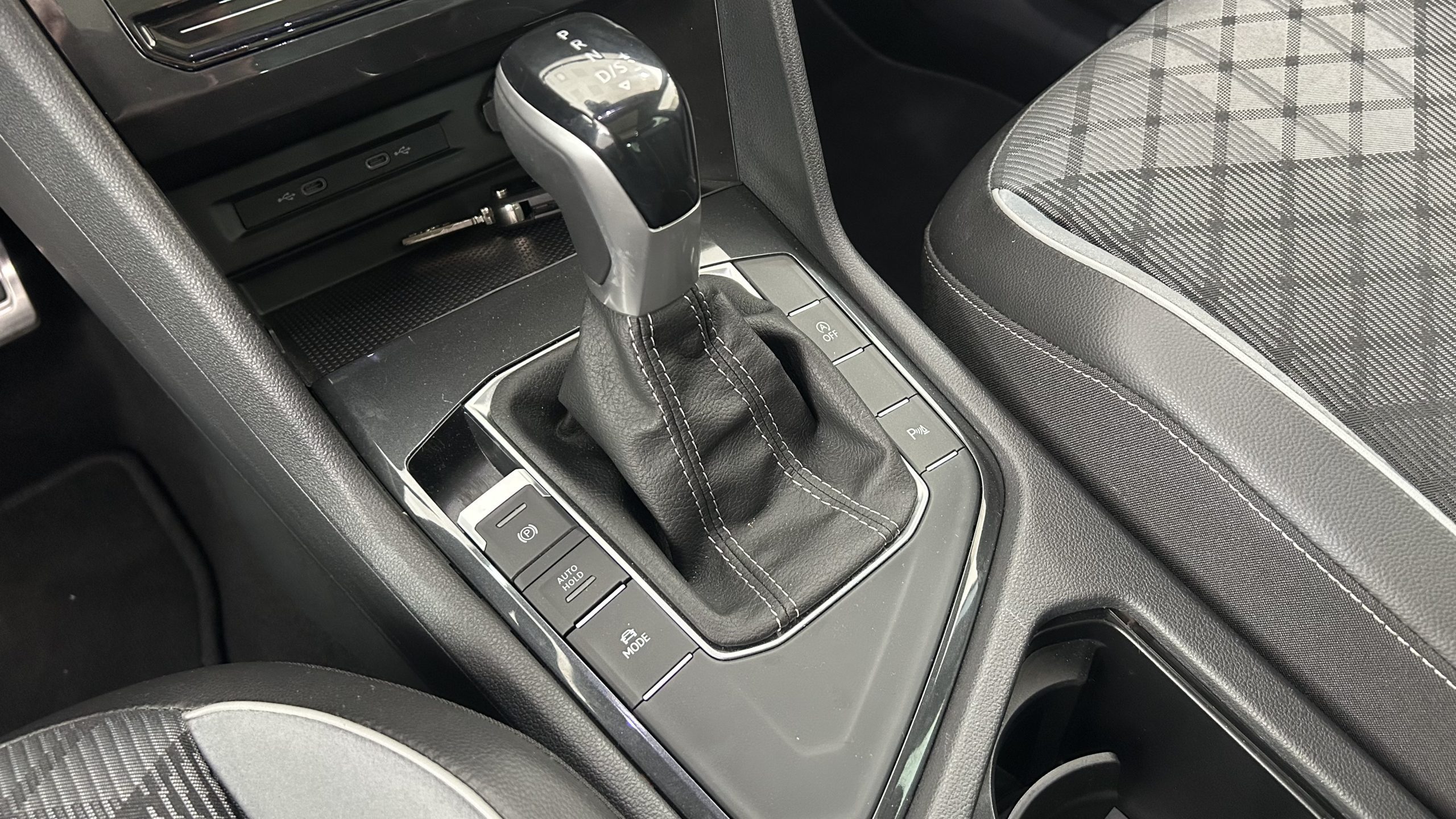 Volkswagen Tiguan R line 2.0 TDI 150cv 2022