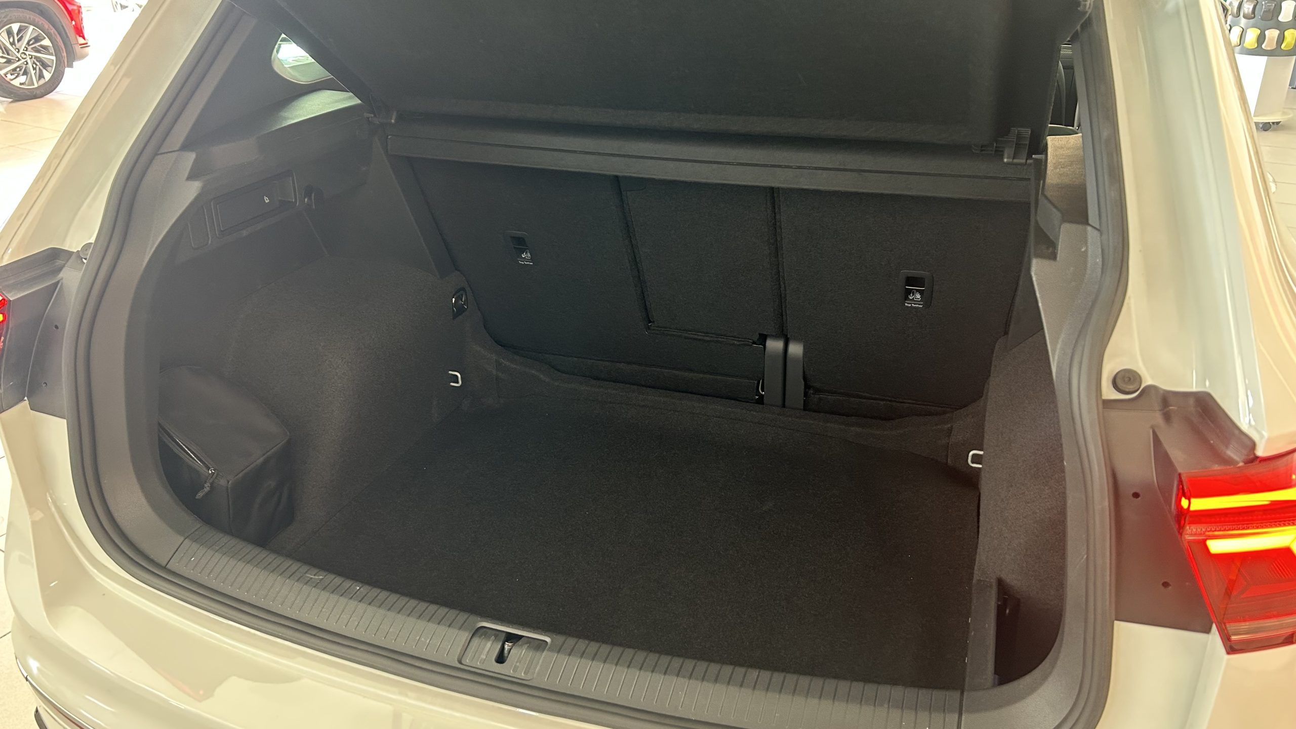 Volkswagen Tiguan R line 2.0 TDI 150cv 2022