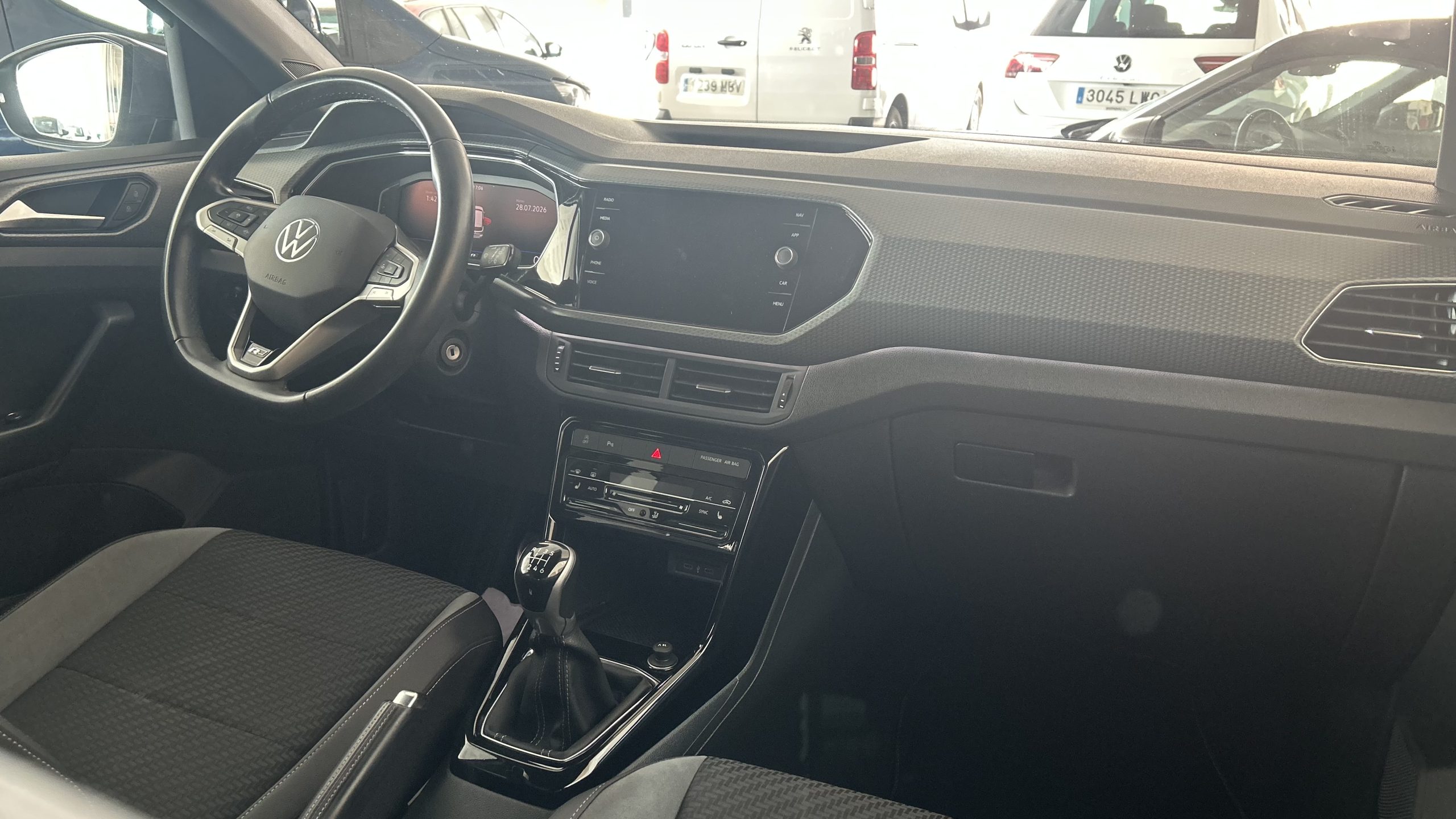 Volkswagen T-Cross R line 2022
