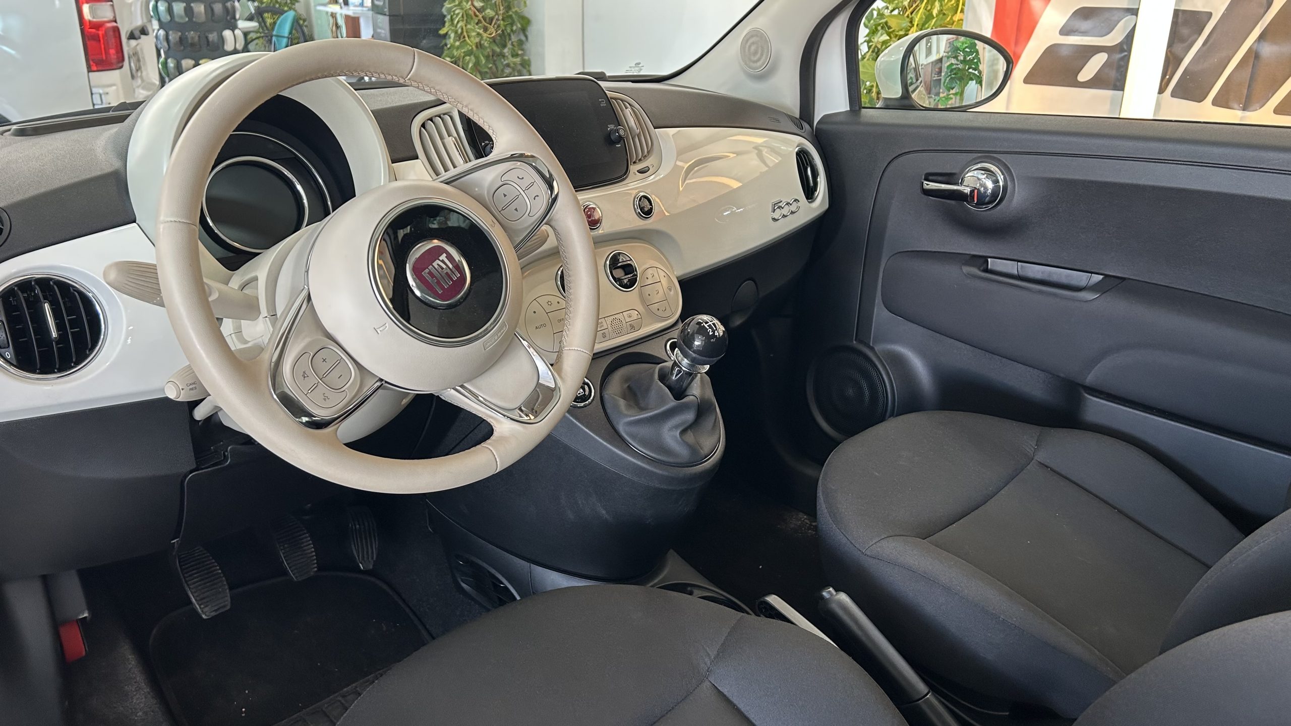 Fiat 500 Hybrid 2024