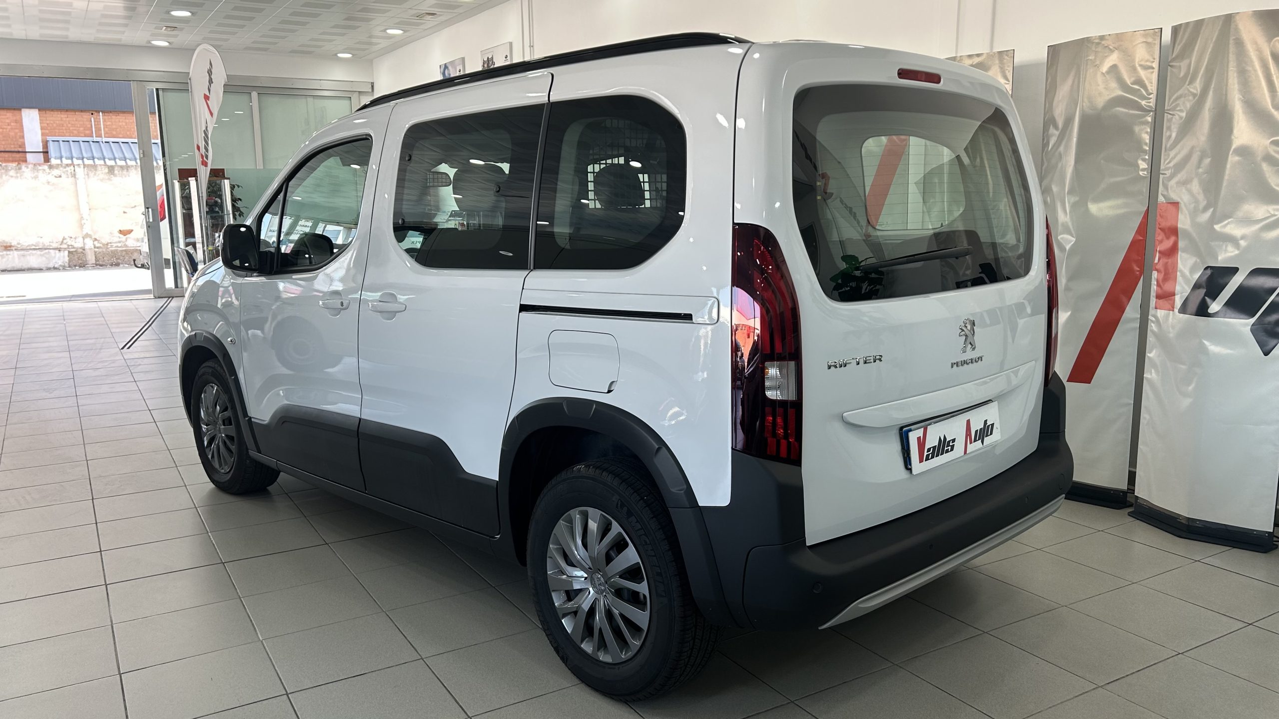 Peugeot Rifter 2023