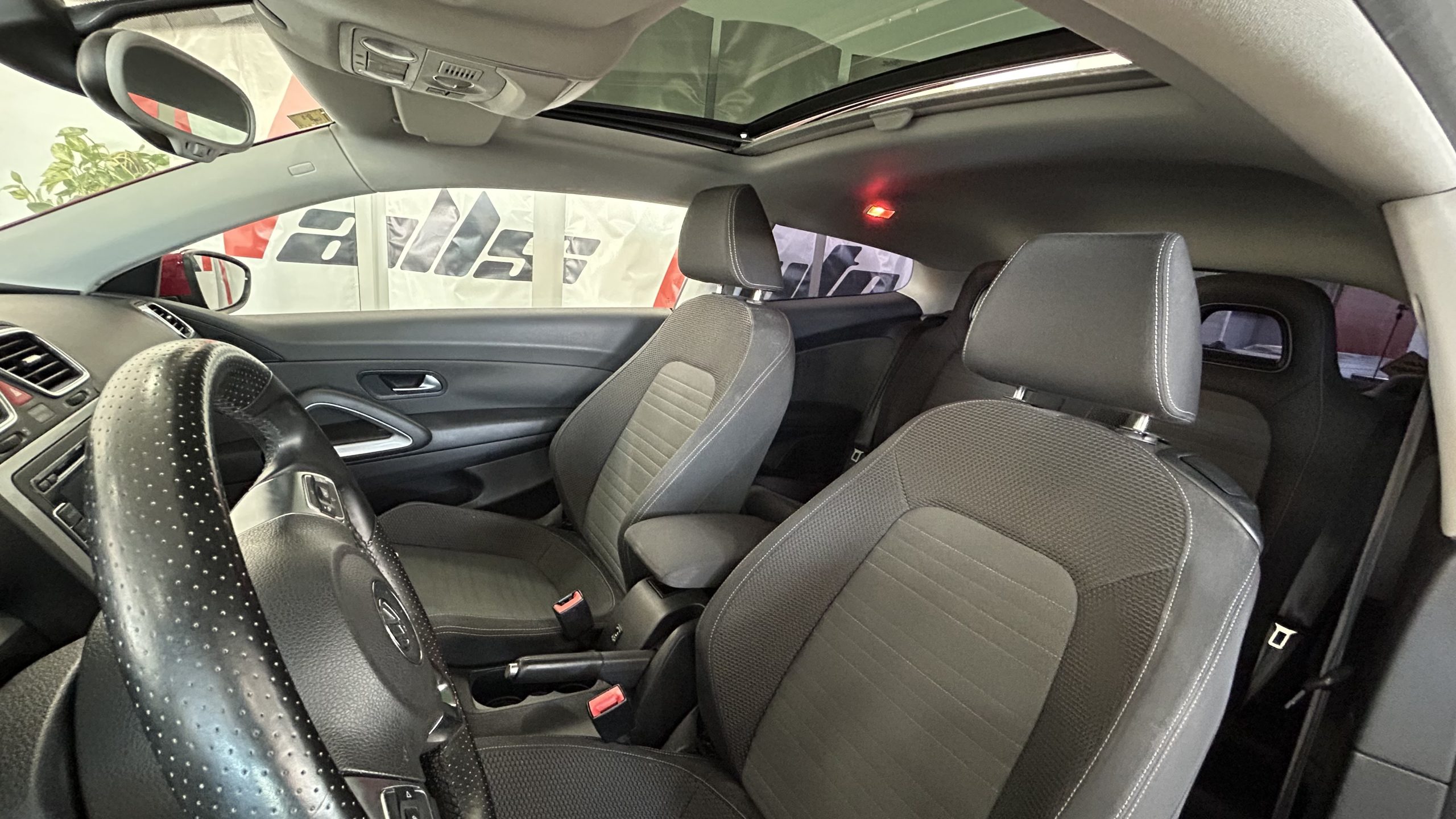 Volkswagen Scirocco 2012