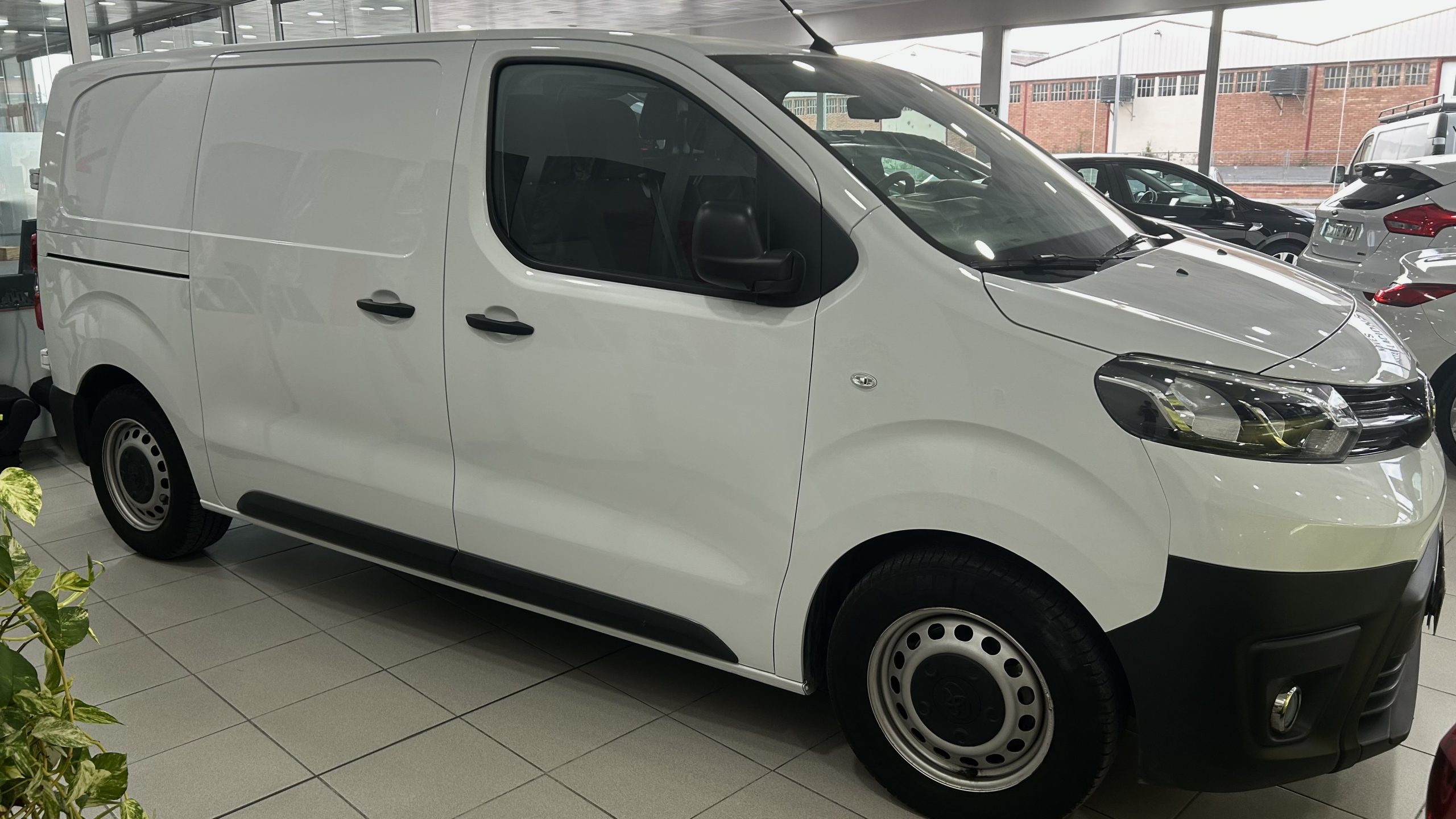 Toyota Proace 2024