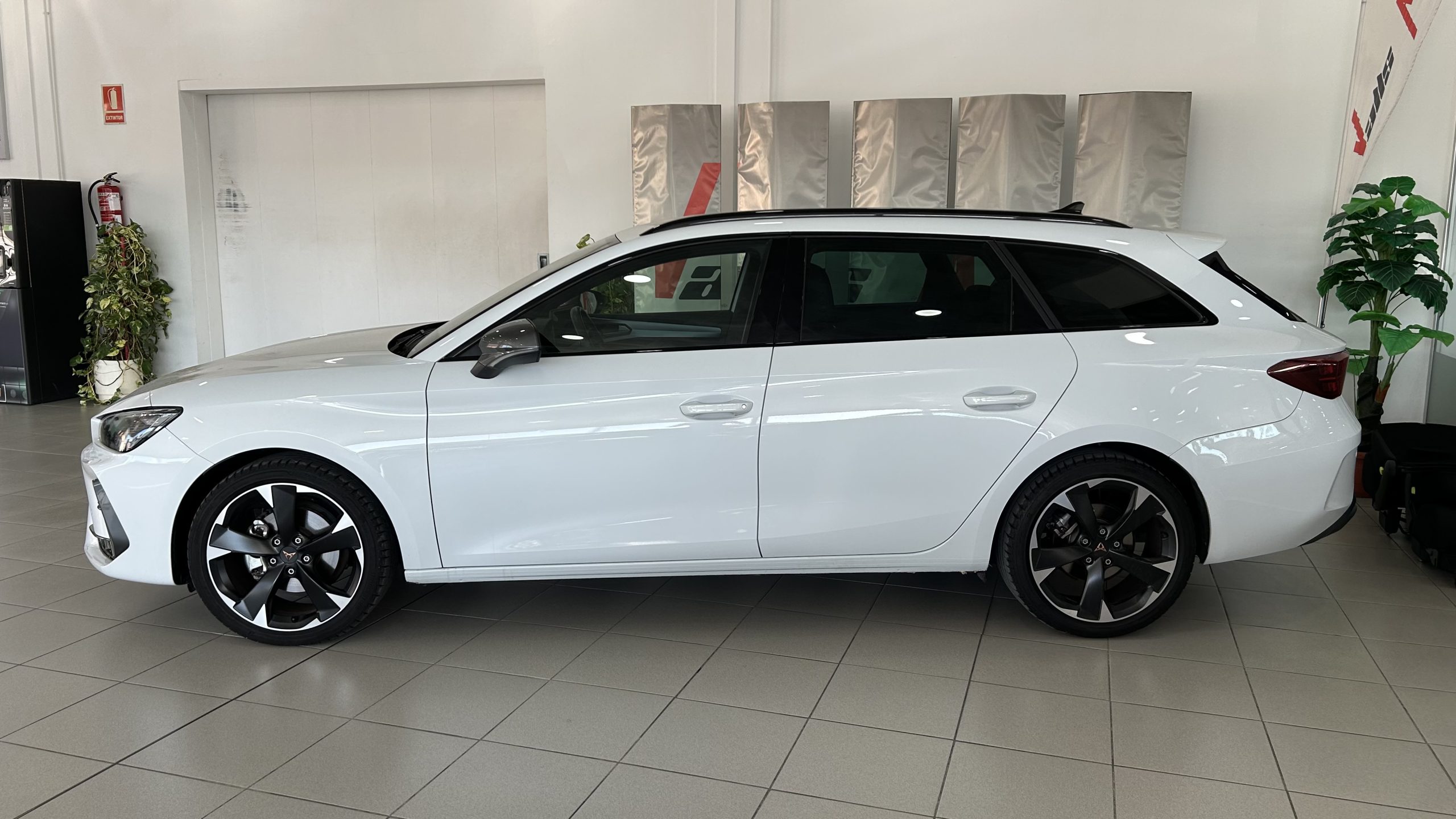 Cupra Leon 2025