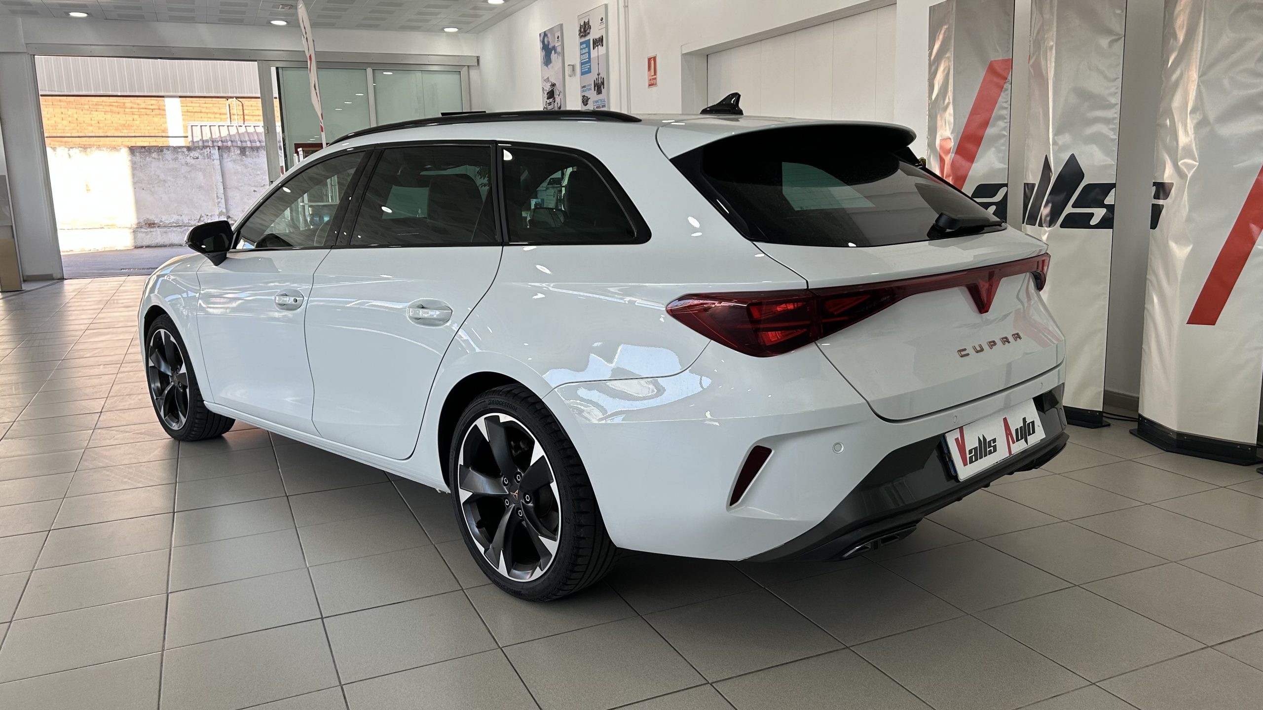 Cupra Leon 2025