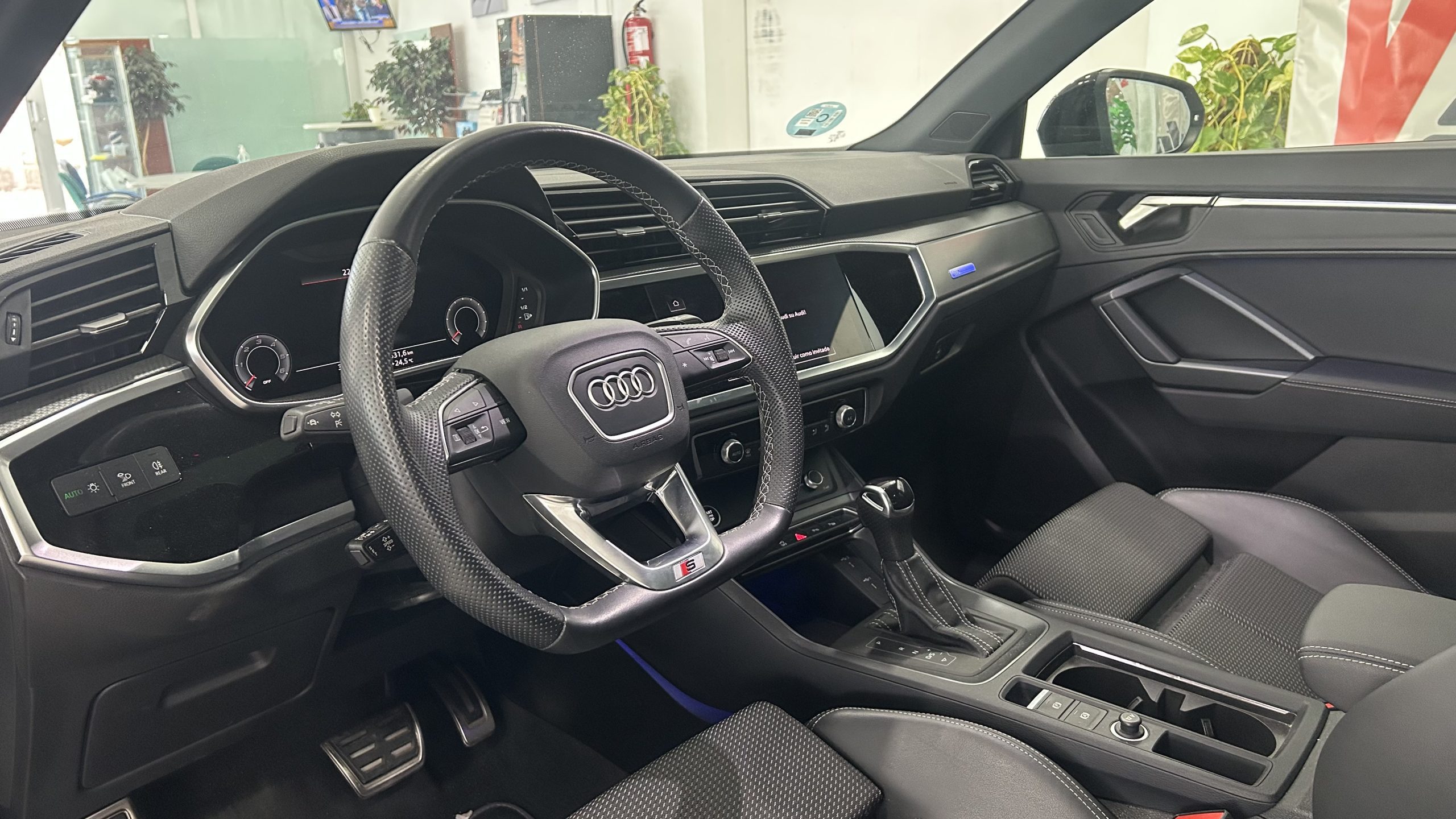 Audi Q3 Black Line 2024