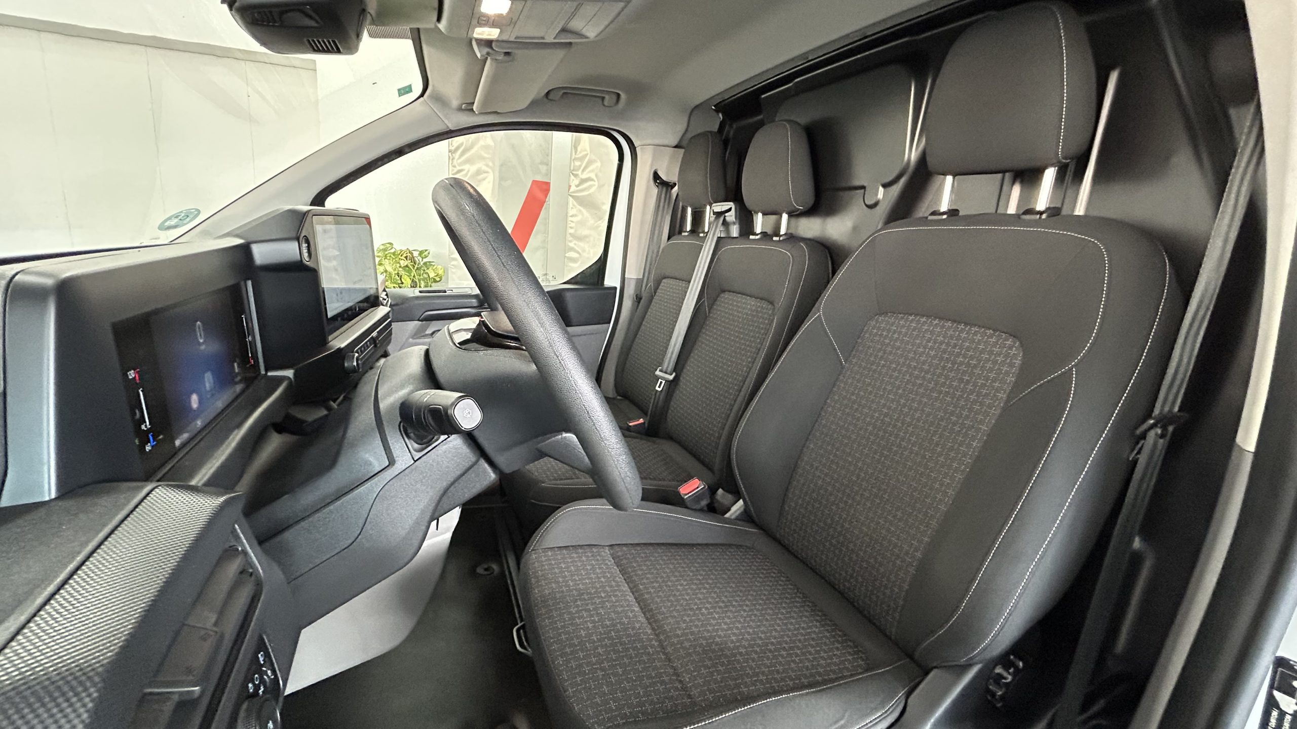 Ford Transit Custom 2024