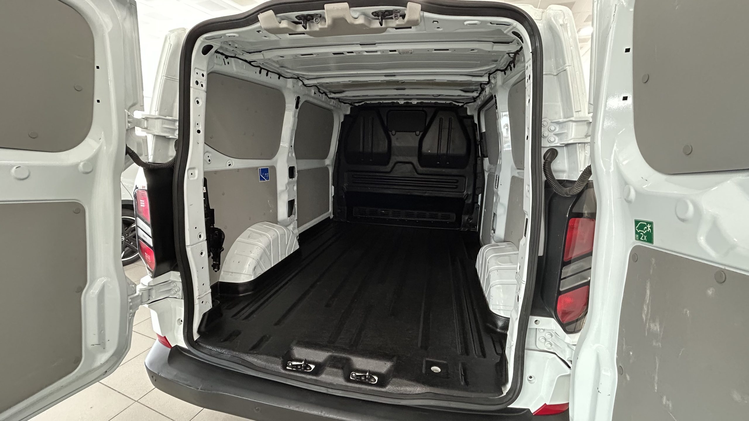 Ford Transit Custom 2024