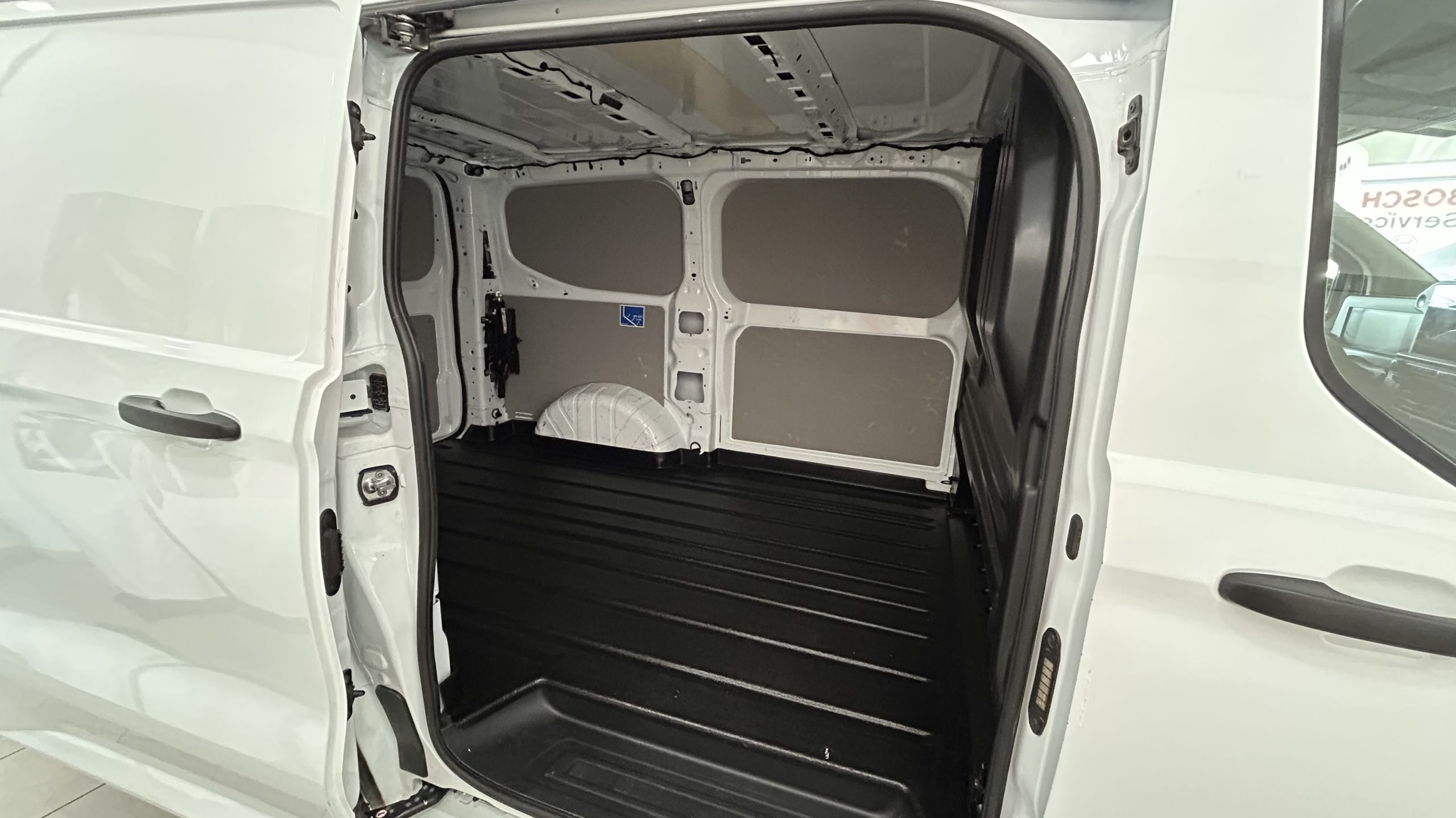 Ford Transit Custom 2024