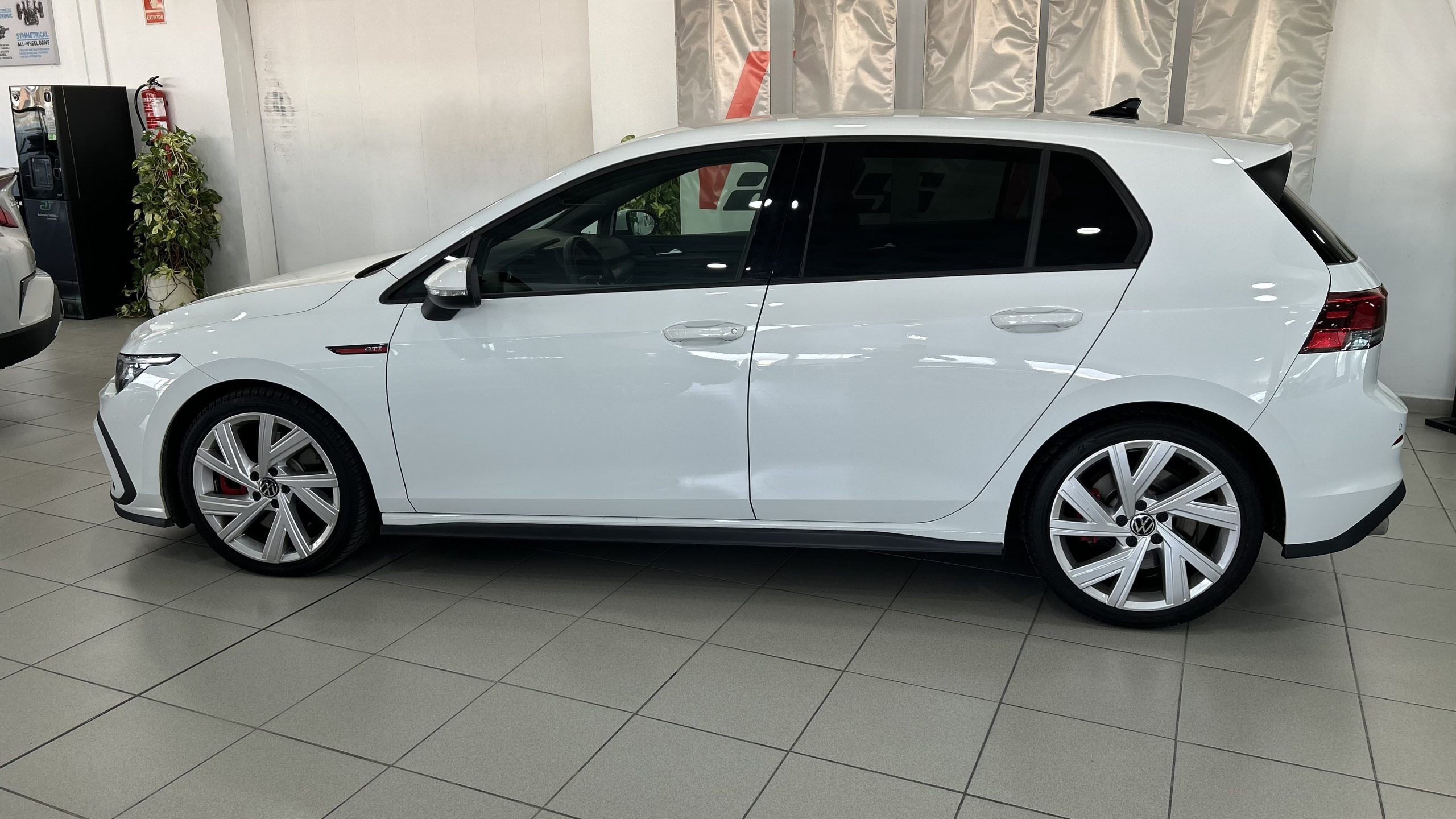 Volkswagen Golf GTI 2.0 245cv