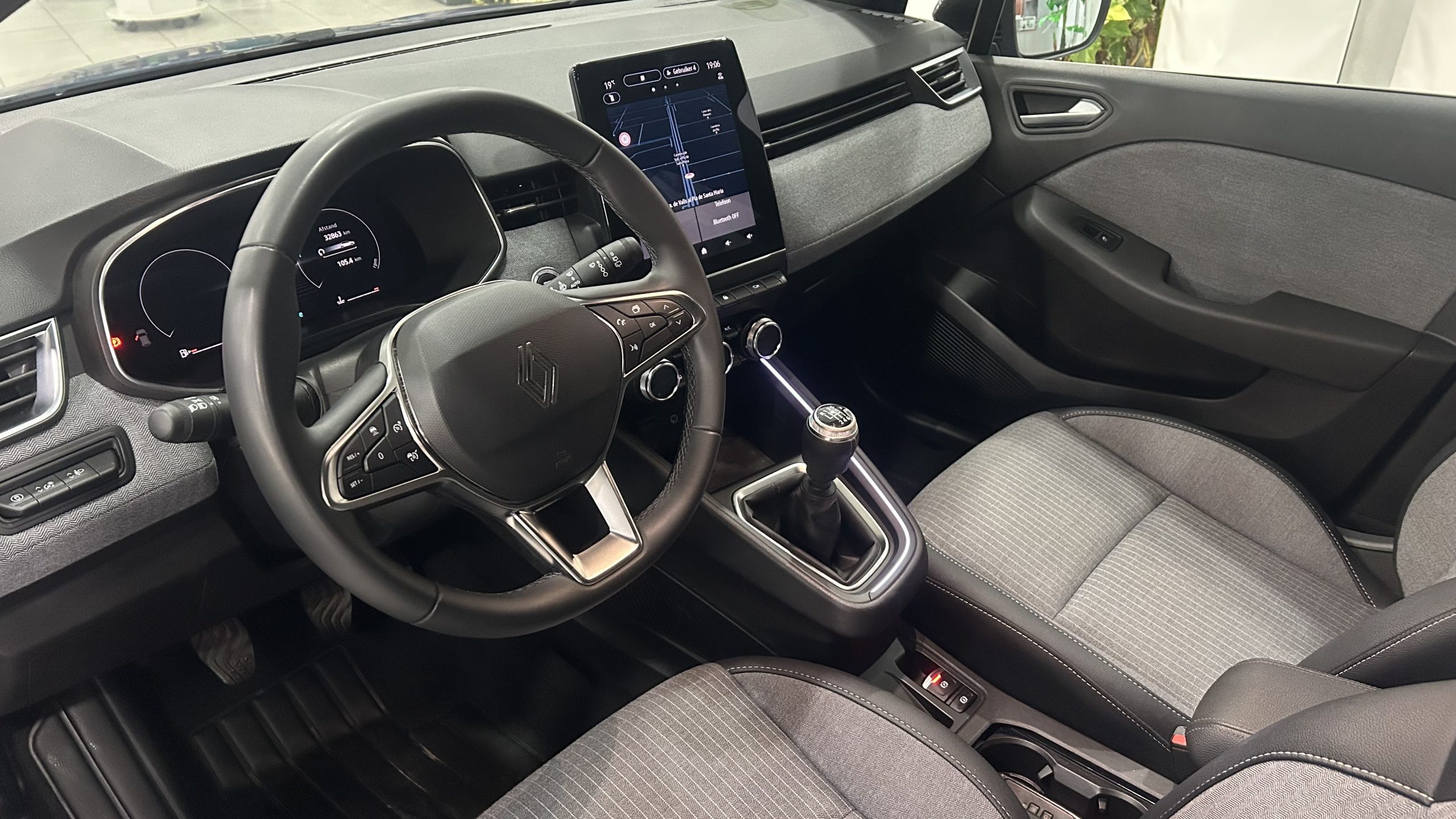 Renault Clio Techno 2025